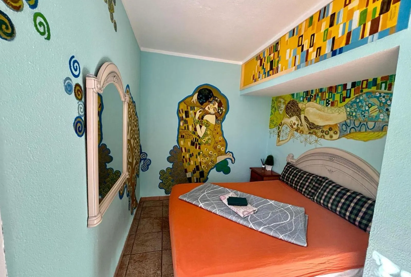 Hostel Los Duendes Del Sur Costa Del Silencio